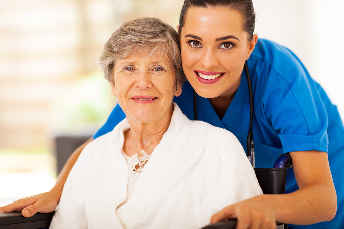 Guida Dettagliata per i Caregiver: Prendersi Cura di Te e del Tuo Caro